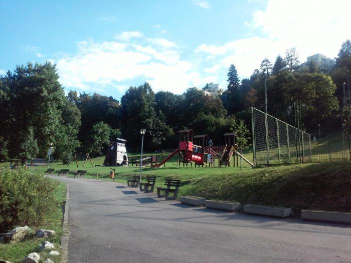 Clasicel Pas Brasov Bagian luar foto